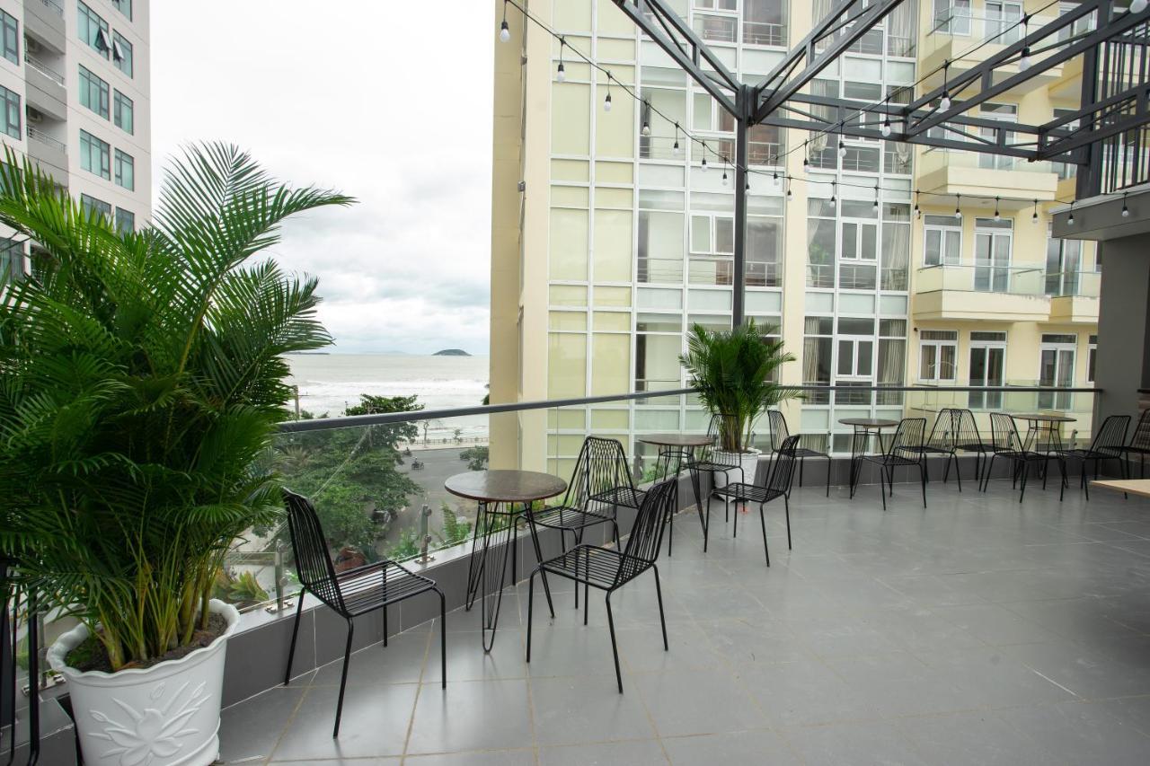 Tesoro Hotel Nha Trang Exteriör bild